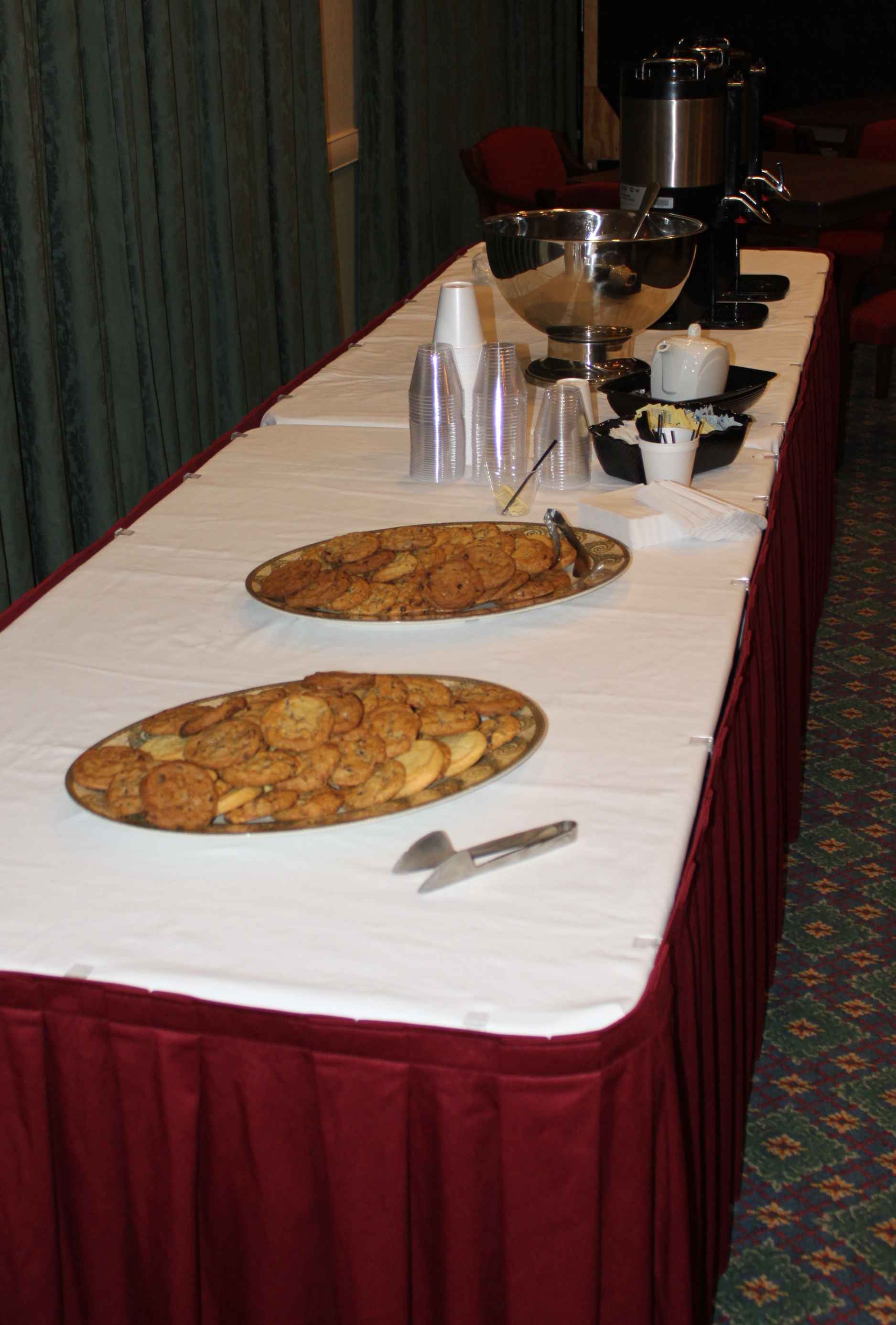The Falcons Landing facility provided refreshments for the evening as part of thier community outreach program. The contestants and crowd appreciated the array of cookies, coffee, and punch.